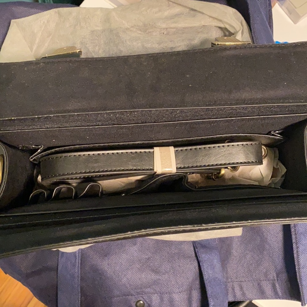 Briefcase 💼 bag - Picture 3 of 5